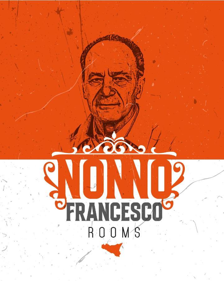 Nonno Francesco rooms Catánia Buitenkant foto